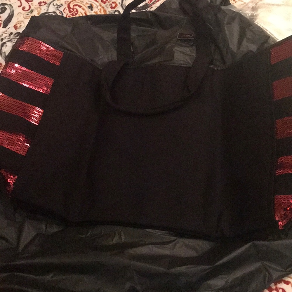 Victoria Secret tote. - Picture 3 of 4